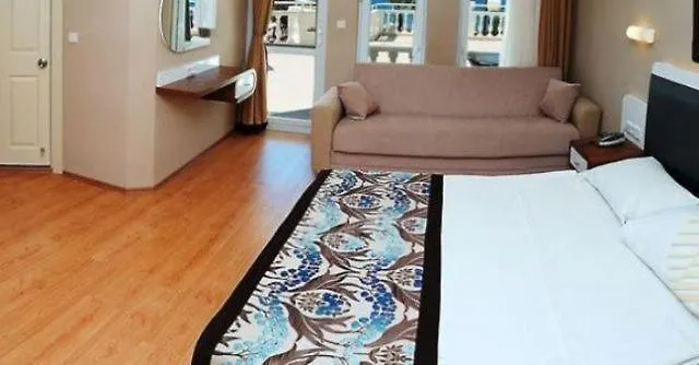 酒店 Azak 阿拉尼亚