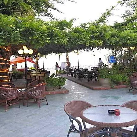 Azak Ξενοδοχείο 3*