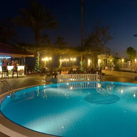 Azak Hotel 3*