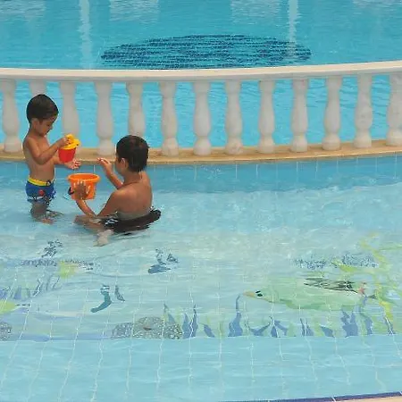 Azak Hotel