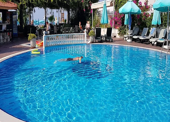 Azak Otel Alanya